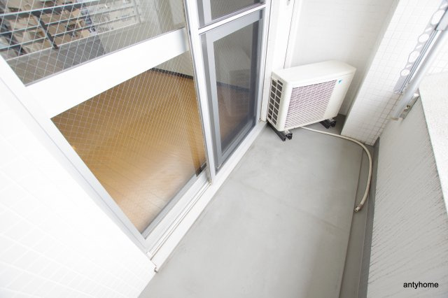 クレイルタワー　仲介手数料無料のバルコニー