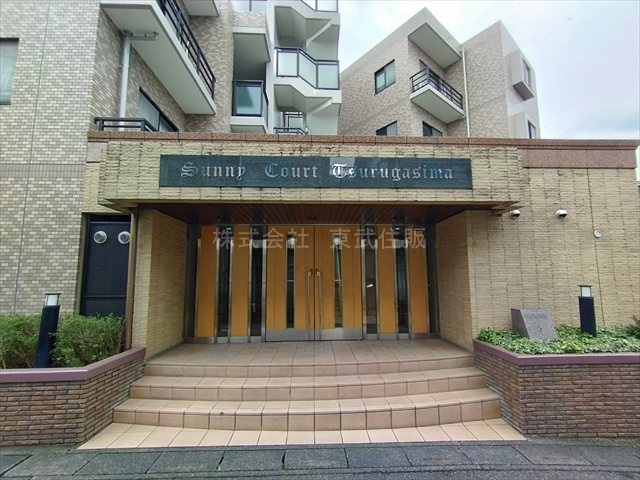 【エントランス】 | サニーコート鶴ヶ島 | 毎日通るエントランスはこのようになっています