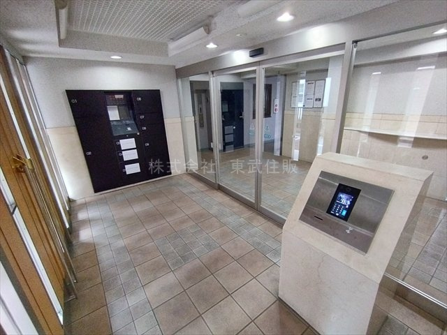 【ロビー】 | サニーコート鶴ヶ島 | 開放感のあるロビー