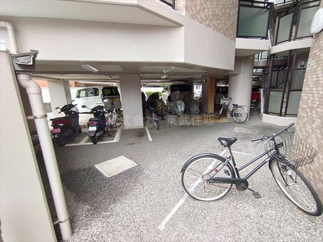 【駐輪場】の画像
