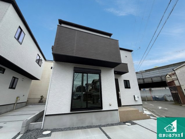 29(土)30(日)現地説明会！◆藤井寺市小山　全3邸の外観|お客様に長く安心して住んでいだだける事にこだわった家づくり！住んでからのアフターサービスにもしっかりと取り組んでいます！