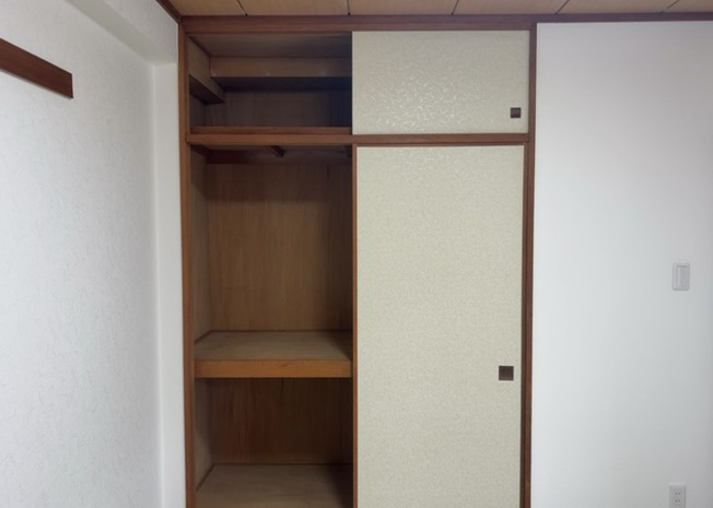 【収納】 | 藤和シティコープ相模原 | デザイン性を重視しすぎて収納が少なかった！なんてことにならないため、事前に現地で収納の数を確認しておくことをお勧めします。クローゼット以外にも床下収納や屋根裏収納、パントリーなどもチェックしましょう。