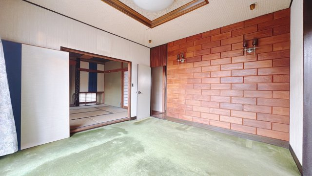 【中古戸建】足利市利保町1丁目の洋室|■1階洋室
