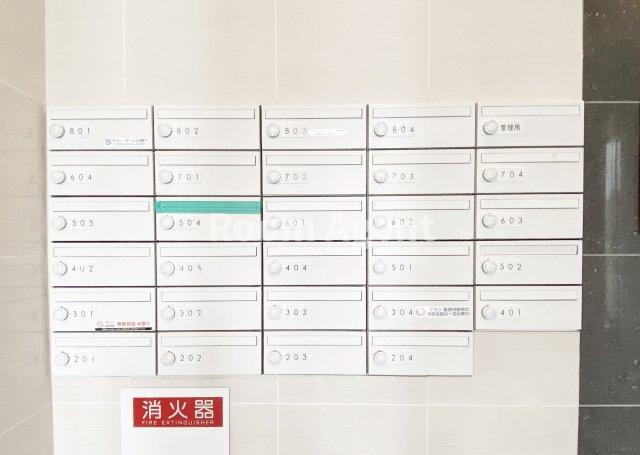 プログレッソ桜山のエントランス