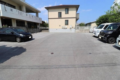 【駐車場】 | ガーデンハウス 胡麻川原