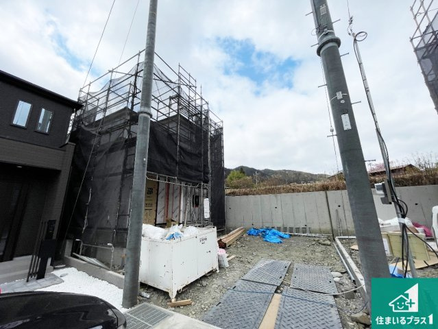 大津市坂本　新築一戸建ての外観|現在建築中！落ち着いた街並みで新生活を始めることが出来そう！周辺の物件も併せてご紹介させて頂きます！