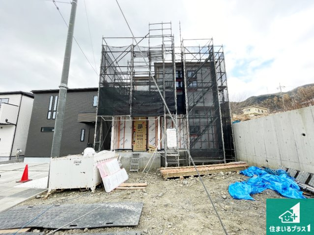 大津市坂本　新築一戸建ての外観|現在の進捗状況です！順調に作業進行中、完成が待ち遠しいです！詳細の間取り等、お気軽にお問い合わせください！