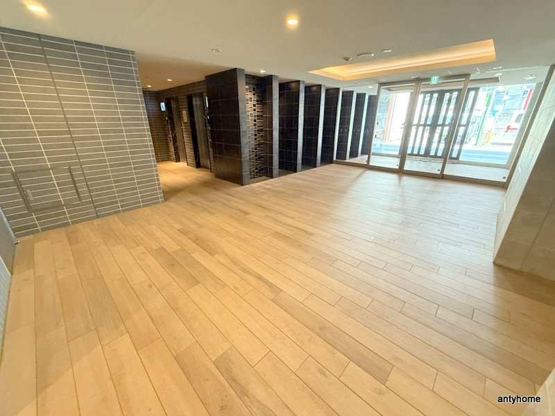 プレサンス福島ミッドエル　仲介手数料無料のロビー