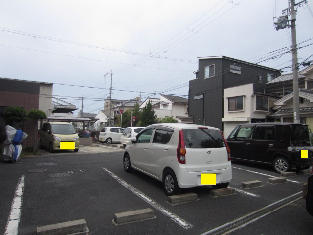 【駐車場】
