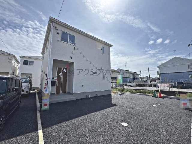 飯能市双柳・全4棟　新築一戸建　1号棟　～駐車並列3台分～の外観