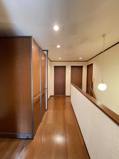 日の出町平井　中古戸建のその他|2階廊下