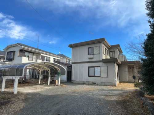 日の出町平井　中古戸建の外観|車は複数台駐車可能になります！