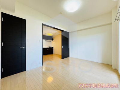 【居間・リビング】 | クレアート大阪イーストG4 | 同マンション別部屋　参考写真