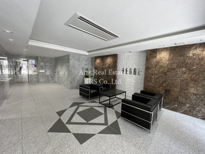 【ロビー】 | リーガル靭本町 | キレイな、解放感たっぷりのロビー