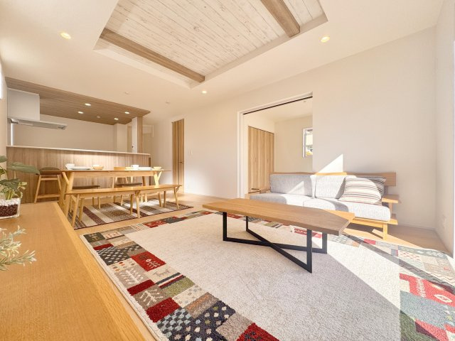 草加市遊馬町　限定１邸