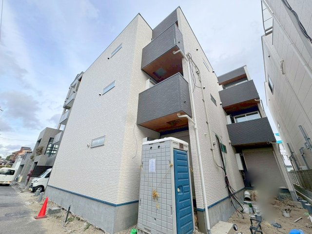 PISTA豊里の外観