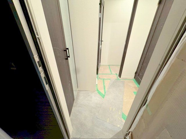 PISTA豊里の玄関