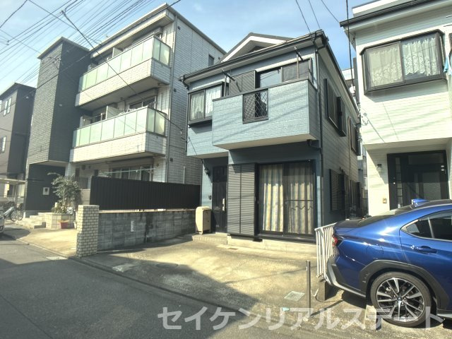 東淵野辺４丁目　中古戸建の前面道路含む現地写真|2022年外壁塗装工事済み