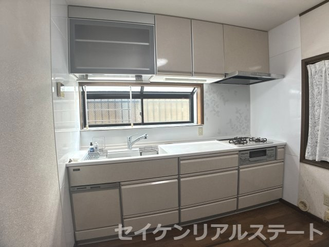 東淵野辺４丁目　中古戸建のキッチン|2017リフォーム済み（TOTOタカラスタンダード製）