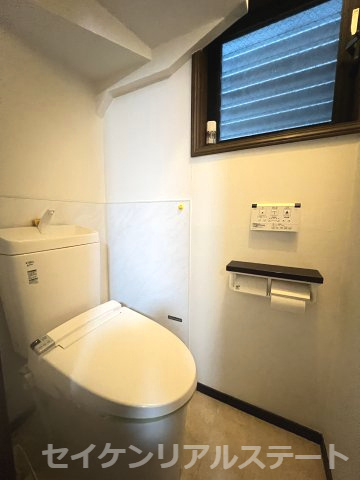 東淵野辺４丁目　中古戸建のトイレ|2017年リフォーム交換済みです