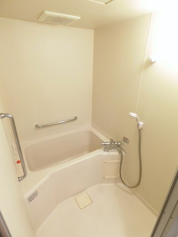 フロレアール・ジーアの浴室