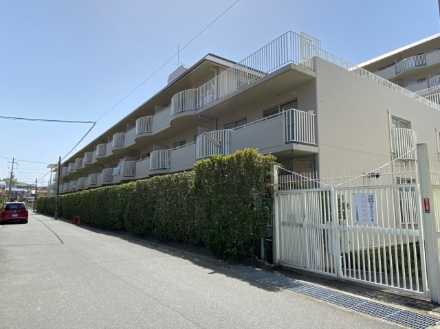 ハイツ白川の外観