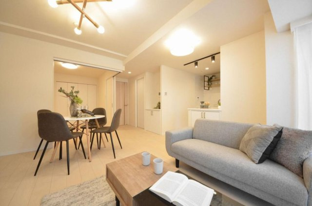 アルカンシエル横浜山下公園の居間・リビング