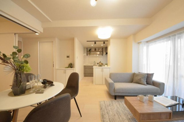 アルカンシエル横浜山下公園の居間・リビング