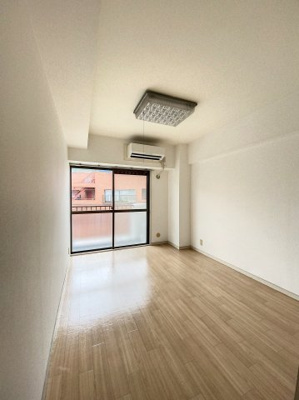 【洋室】 | カーサー・ウチノ | ※同建物ほかのお部屋の写真です。