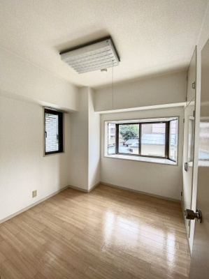 【寝室】 | カーサー・ウチノ | ※同建物ほかのお部屋の写真です。