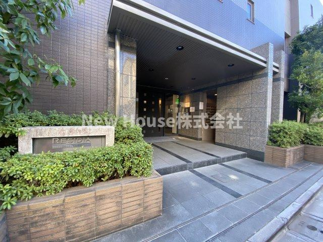 レジディア池袋のエントランス