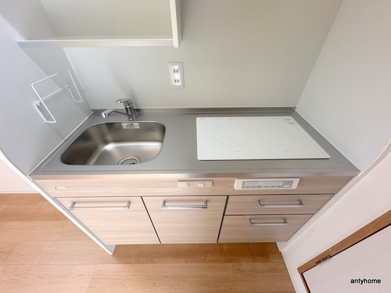 SERENiTE-04　仲介手数料無料のキッチン