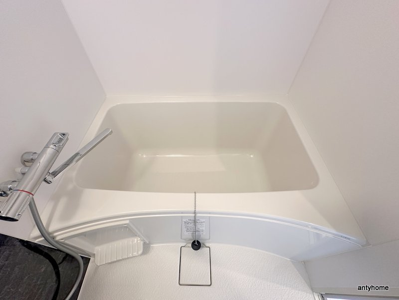 SERENiTE-04　仲介手数料無料の浴室