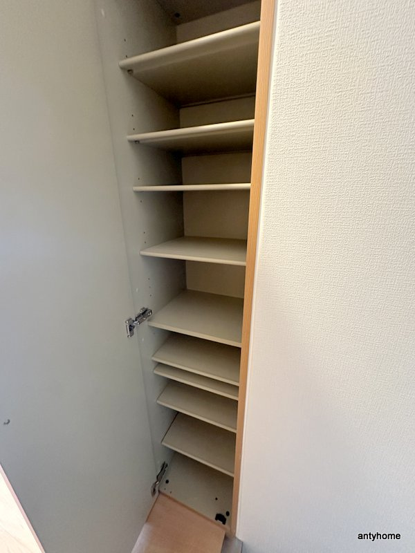 SERENiTE-04　仲介手数料無料の収納