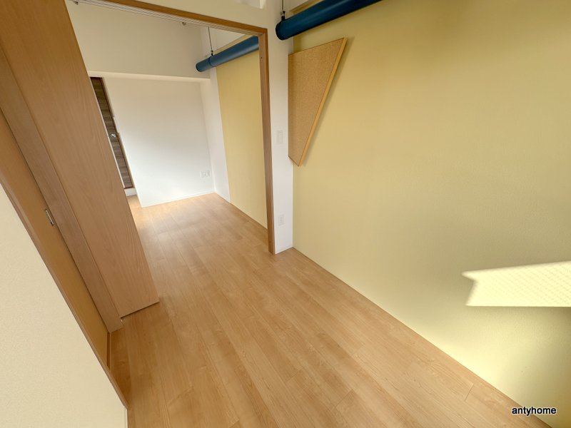 SERENiTE-04　仲介手数料無料の洋室