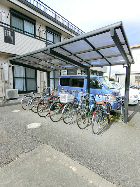 メゾンM2Aのその他共用部分|★屋根付き駐輪場★