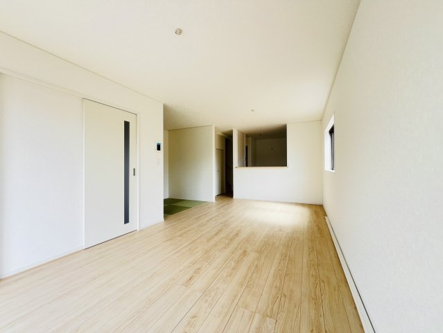 高浜市向山町6丁目2-141、2-41『仲介手数料無料』新築一戸建て・建売の居間・リビング