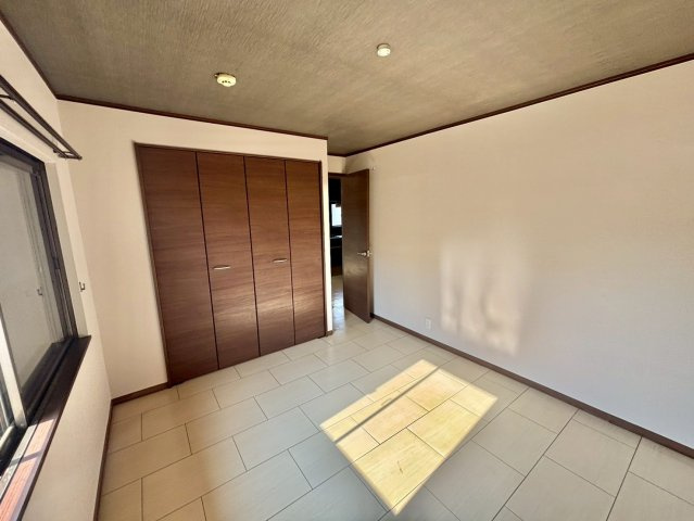 メゾンJUNの洋室