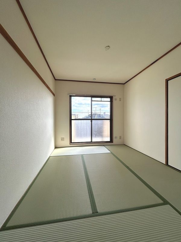 メゾンドサンクⅡの和室