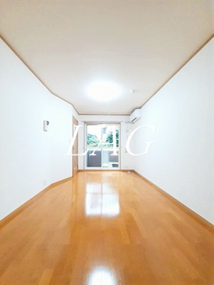 【居間・リビング】 | ダンデリオン | 洋室のお部屋です。