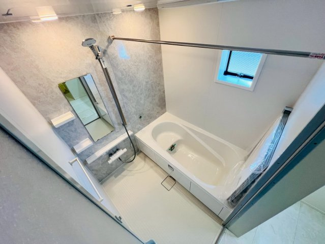 【浴室】 | 練馬区羽沢２丁目　新築戸建て | 明るく清潔感があり、毎日のバスタイムが快適な浴室