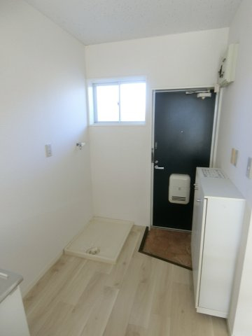 カクサン可美タウンシングルの玄関