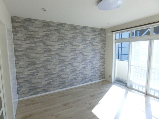 カクサン可美タウンシングルの洋室