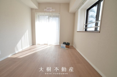 【洋室】 | ヴィザージュ海老名　７階3LDKリフォーム済み | 洋室1（6.3帖）