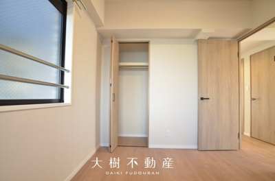 【洋室】 | ヴィザージュ海老名　７階3LDKリフォーム済み | 洋室3（6.0帖）クローゼット