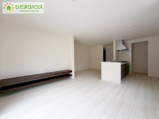 いわき市平上荒川第４　新築戸建　2号棟の駐車場|マイホームなら駐車場代がかかりません。しかも、自宅の駐車場で洗車が出来ます！今までコイン洗車に行っていた手間も省けて、節約にも繋がります(^^♪