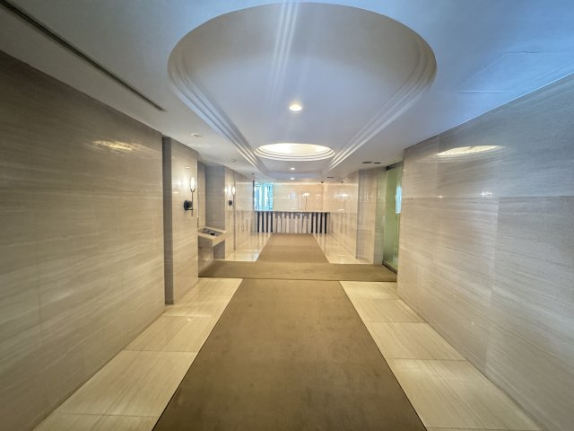 パレ神楽坂のエントランス