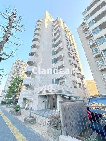 北綾瀬パーク・ホームズの外観|ドキドキの新生活も、安心してスタート。ぴったりの住まいを見つけませんか？クランディアが一緒に住まい選びをサポートします‼　まずは、お気軽にお問合せください　＃クランディア