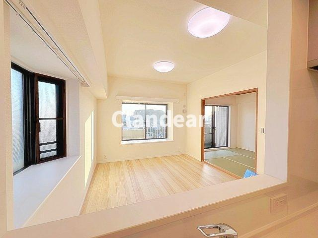 北綾瀬パーク・ホームズのキッチン|ドキドキの新生活も、安心してスタート。ぴったりの住まいを見つけませんか？クランディアが一緒に住まい選びをサポートします‼　まずは、お気軽にお問合せください　＃クランディア