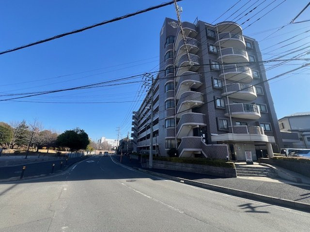 【外観】 | リベラル綾瀬 | 落ち着いた雰囲気の外観です